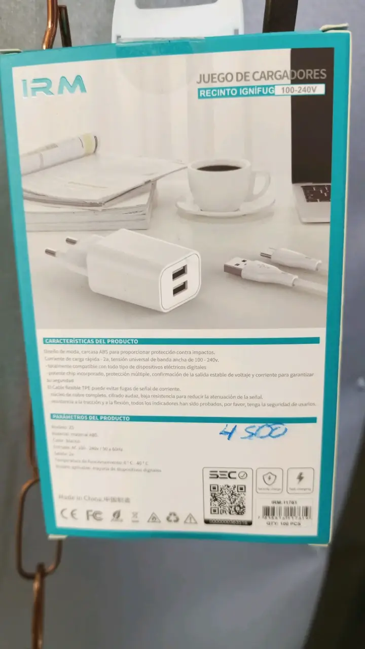 Cargador rápido IRM USBX2 con enchufe EU - 2