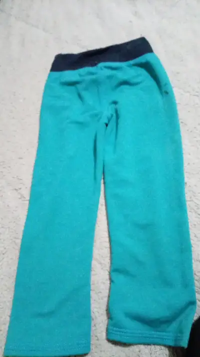 Pantalones de niño color turquesa con detalles - miniatura 2