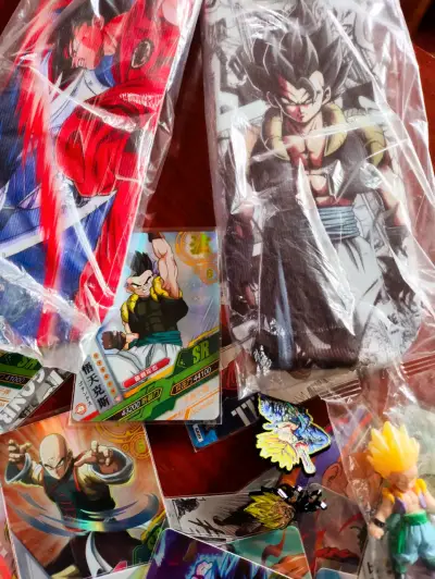 Colección de cartas y figuras de Dragon Ball - miniatura 2