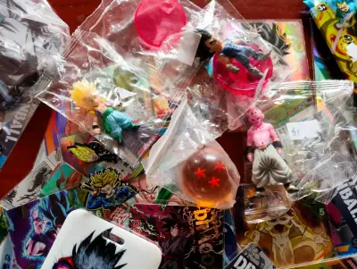 Colección de cartas y figuras de Dragon Ball - miniatura 3