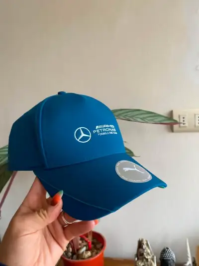 Gorra azul Mercedes AMG Petronas F1 - miniatura 1