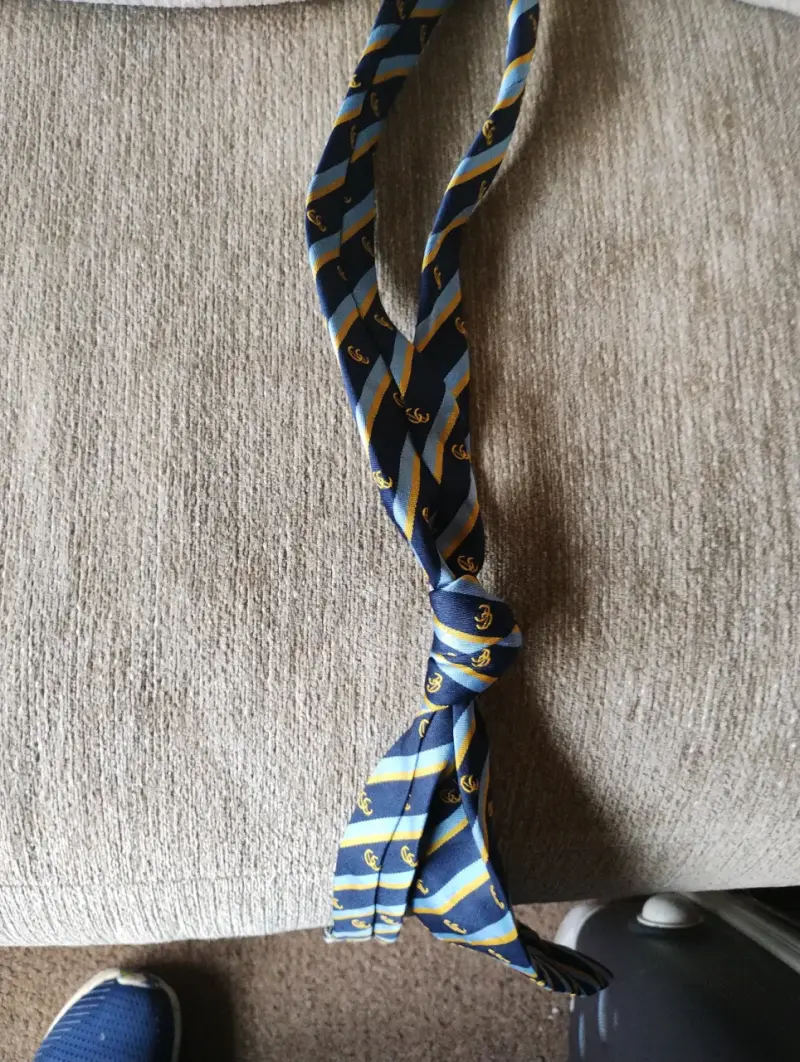 Corbata de colegio concepcion