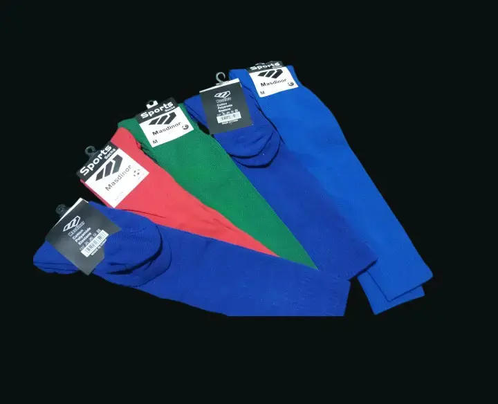 Calcetas deportivas largas colores variados