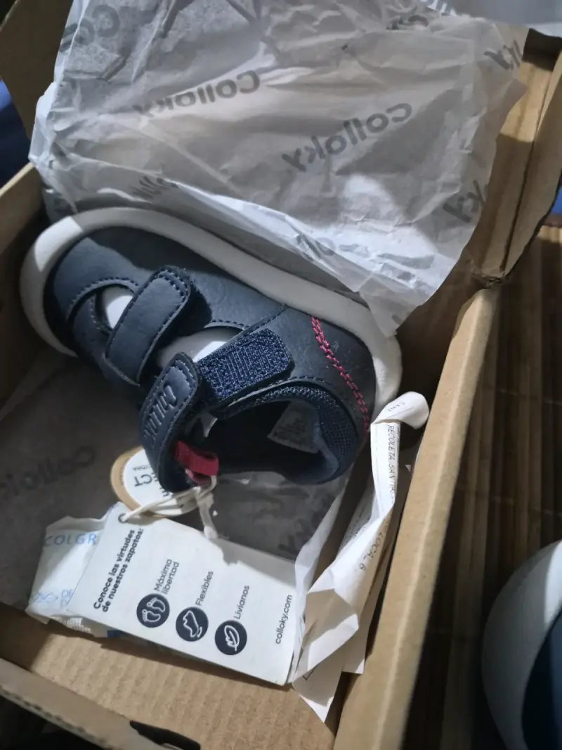 Zapatos de bebé Colloky azul con velcro - 2