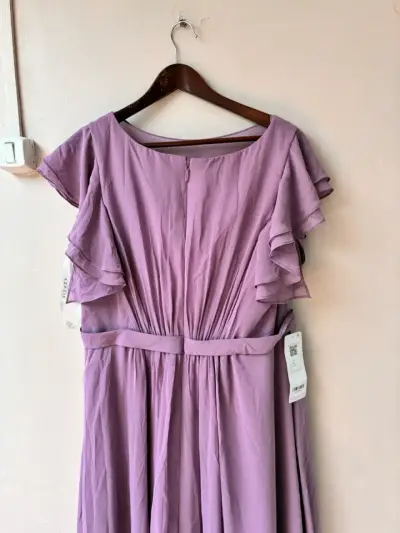 Vestido largo lila con volantes - miniatura 6