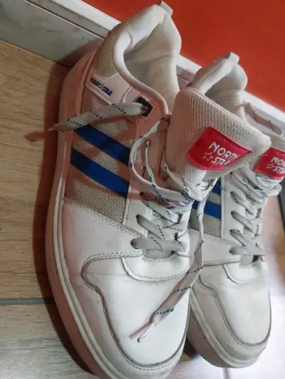 Zapatillas blancas North Star para hombr - miniatura 2
