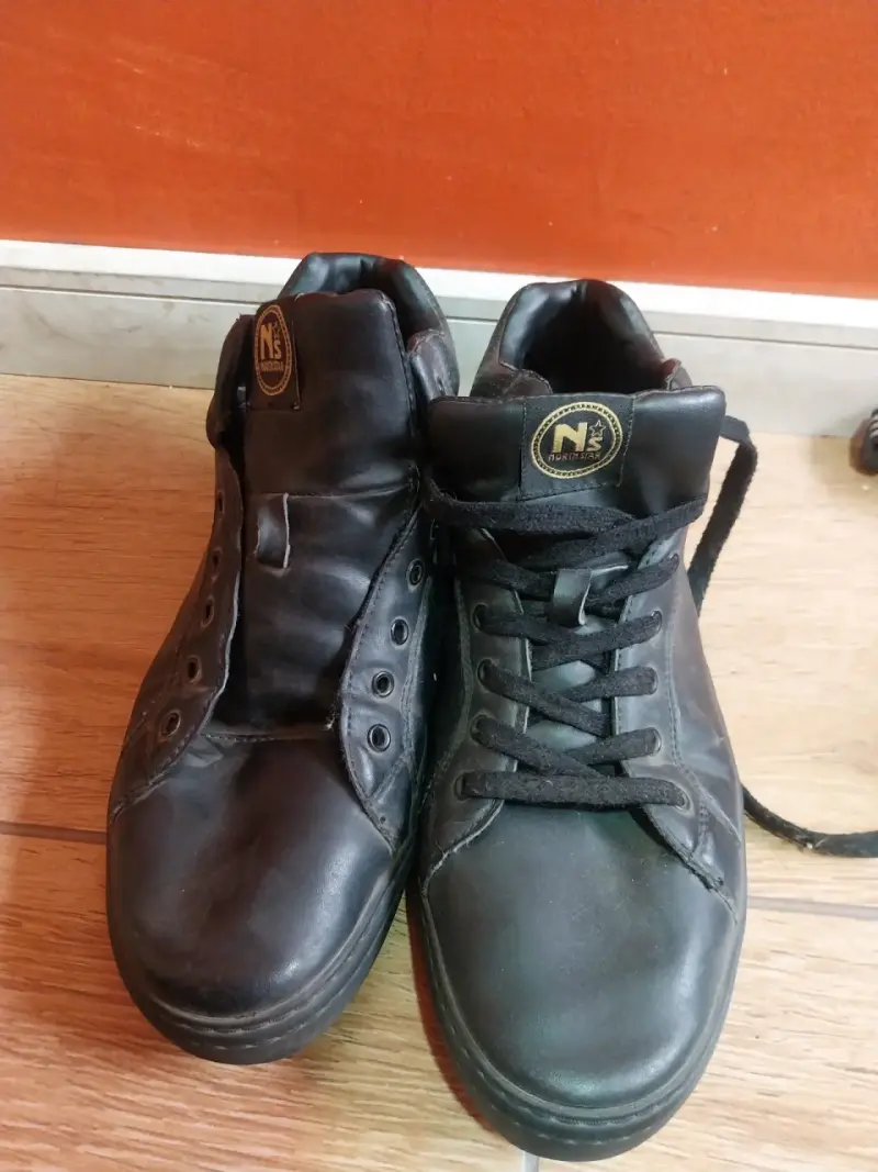 Botines de cuero negro North Star para hombre - 1