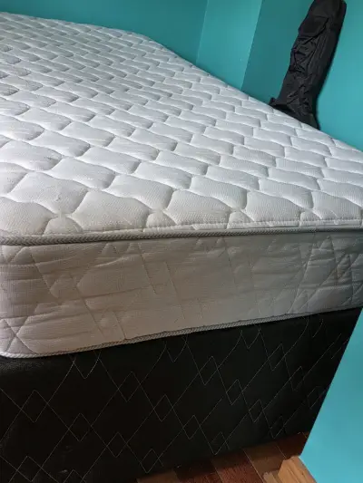 Cabecera de cama tapizada en lino beige - miniatura 6