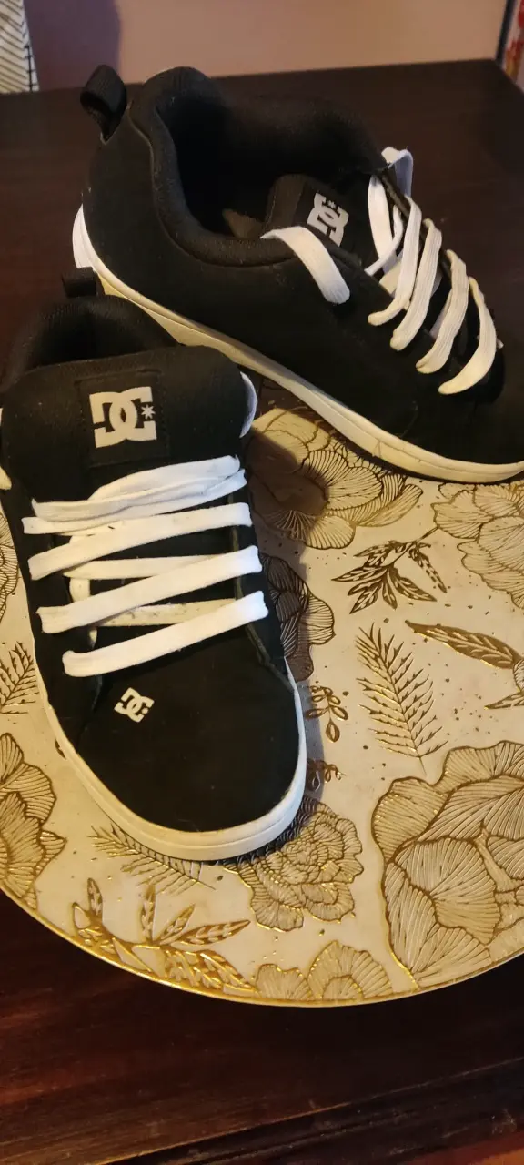 Zapatillas deportivas DC Shoes negras y blancas - 5