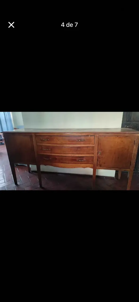 Aparador de madera vintage con cajones