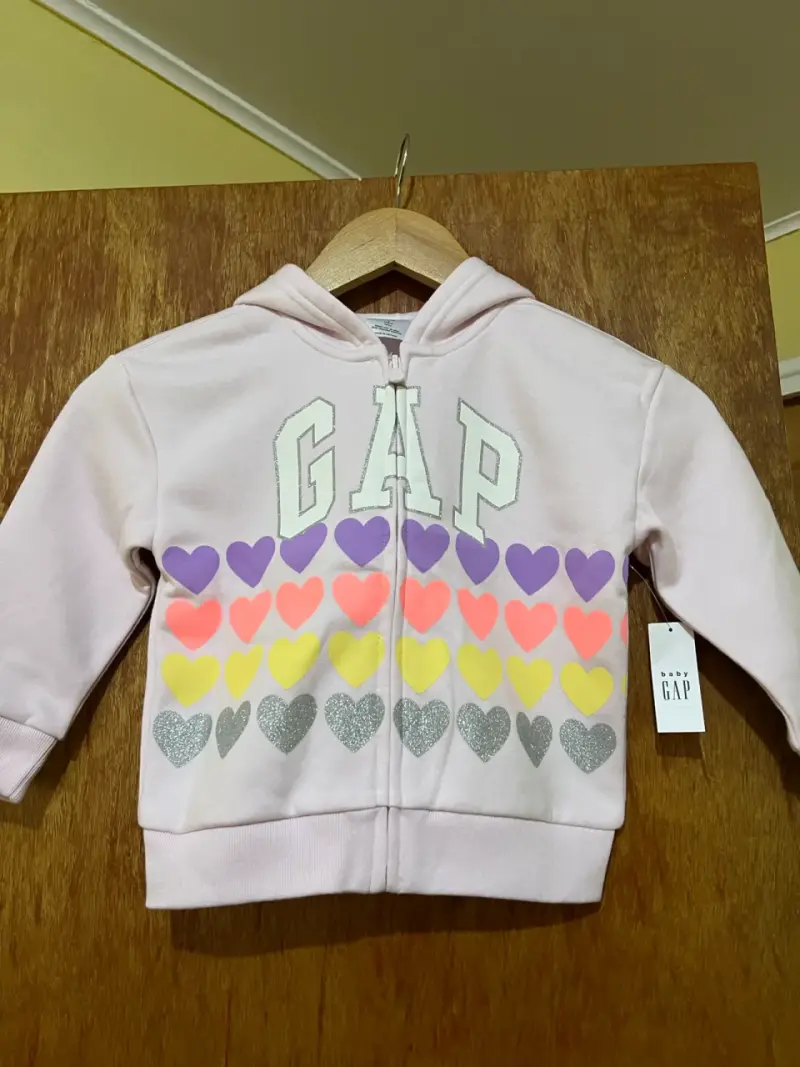 Polerón para niña Baby GAP con diseño - 1