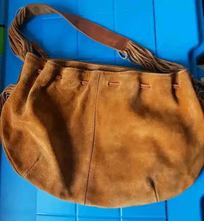 Bolso de gamuza con flecos - miniatura 2