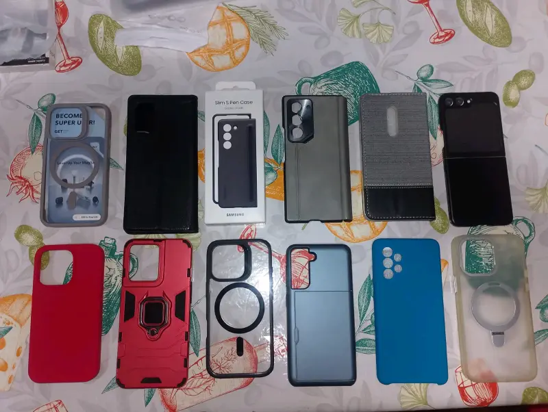 Set de carcasas para iPhone de varios colores - 4