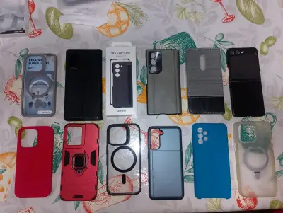 Set de carcasas para iPhone de varios colores - miniatura 4