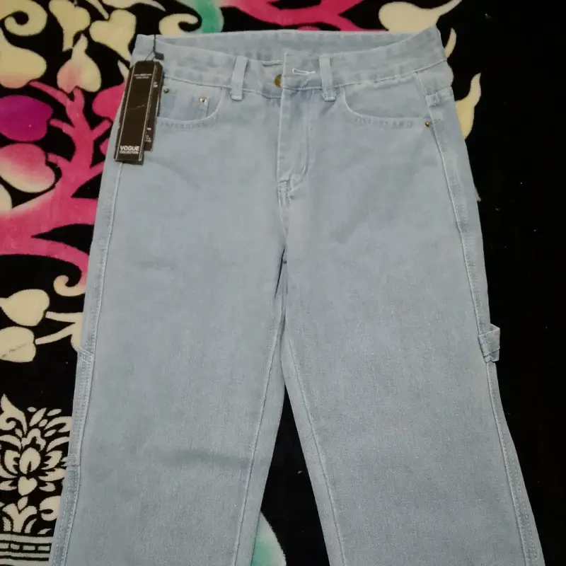 Jeans de mezclilla azul claro para mujer - 1
