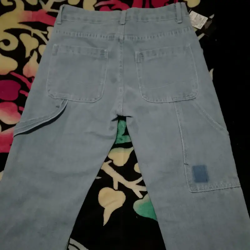 Jeans de mezclilla azul claro para mujer - 2