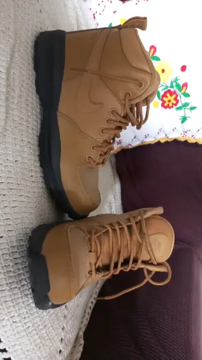 BOTOTOS  para niño  NIKE - miniatura 1