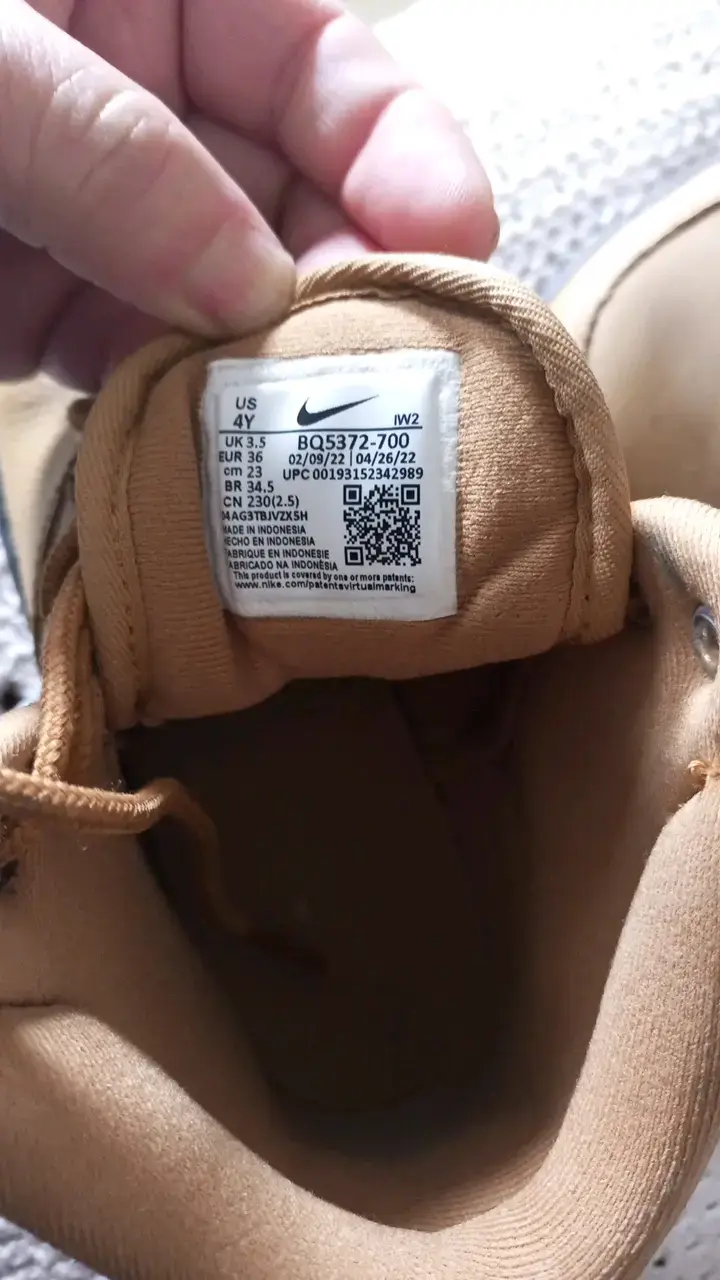 BOTOTOS  para niño  NIKE - 2