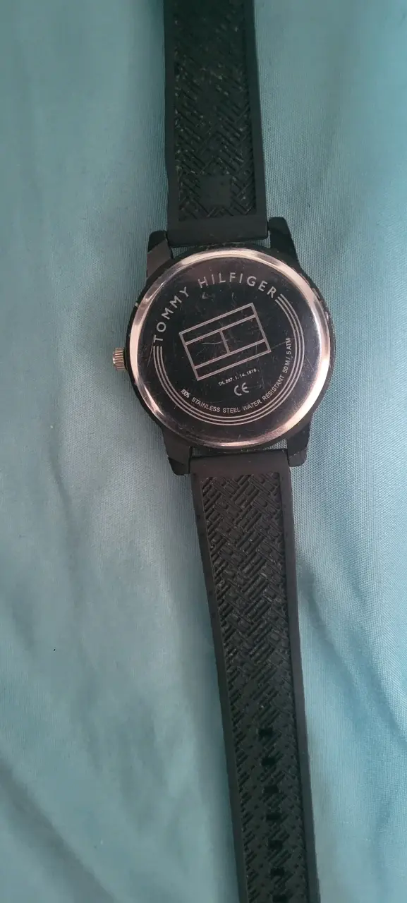 Reloj Tommy Hilfiger de pulsera negro - 3