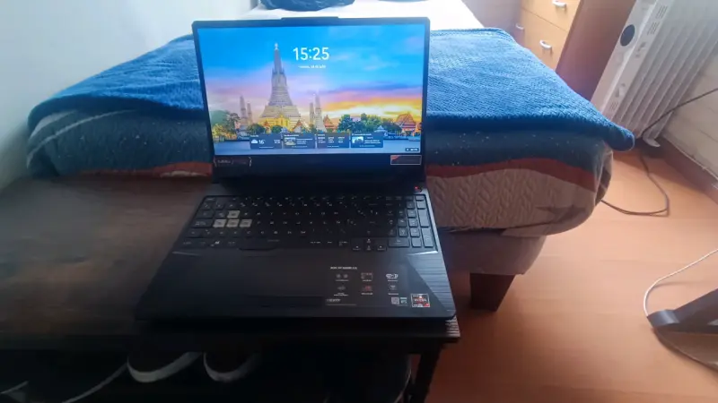 Laptop ASUS modelo FA506QM en buen estado - 4