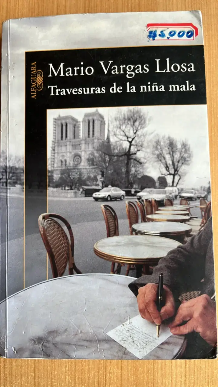 Libro 'Travesuras de la niña mala' de Mario Vargas Llosa - 1