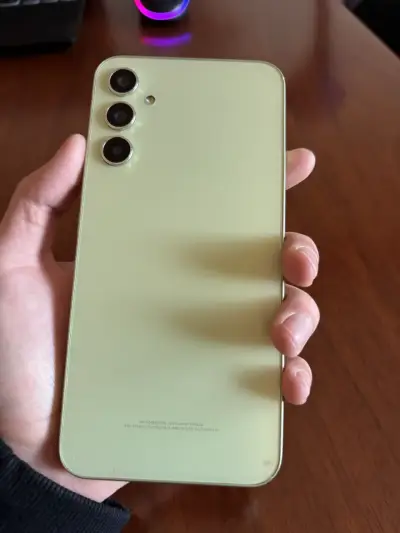 Smartphone Samsung Galaxy en buen estado - miniatura 3