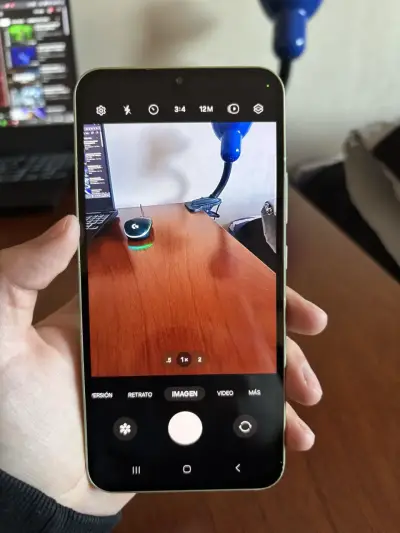 Smartphone Samsung Galaxy en buen estado - miniatura 5