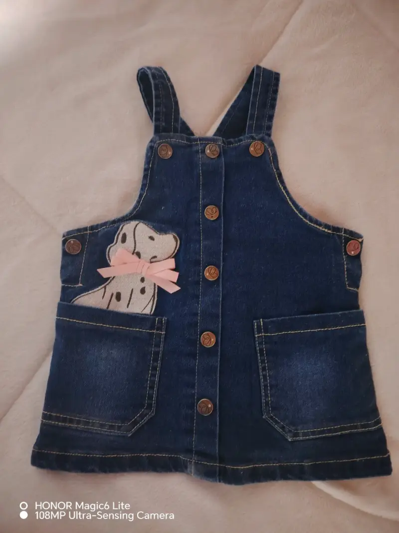 Vestido de mezclilla para niña con diseño de perro - 1