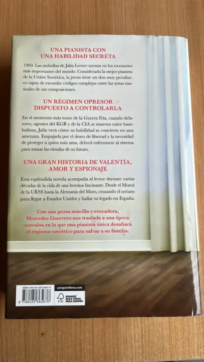 Libro 'La Sinfonía de Julia' de Mercedes Guerrero - miniatura 2