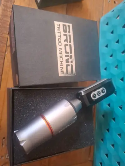 Máquina de Tatuaje Bronc Profesional - miniatura 1