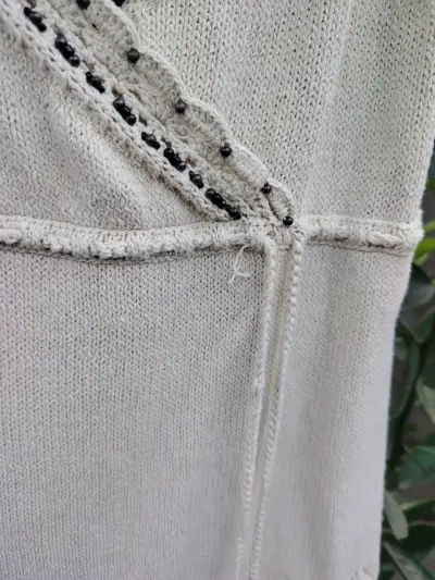 Polera de punto beige para mujer - miniatura 3