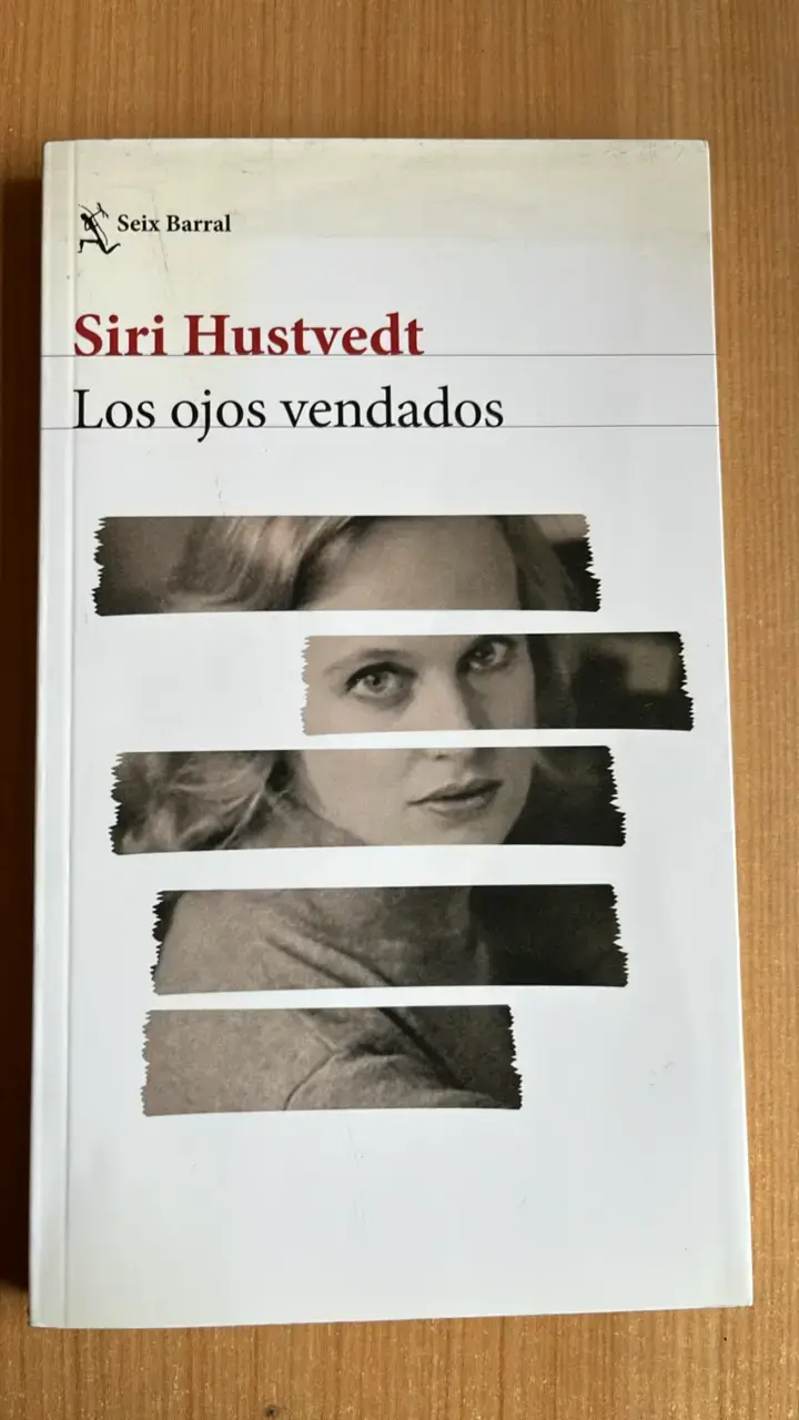 Libro 'Los ojos vendados' de Siri Hustvedt - 1
