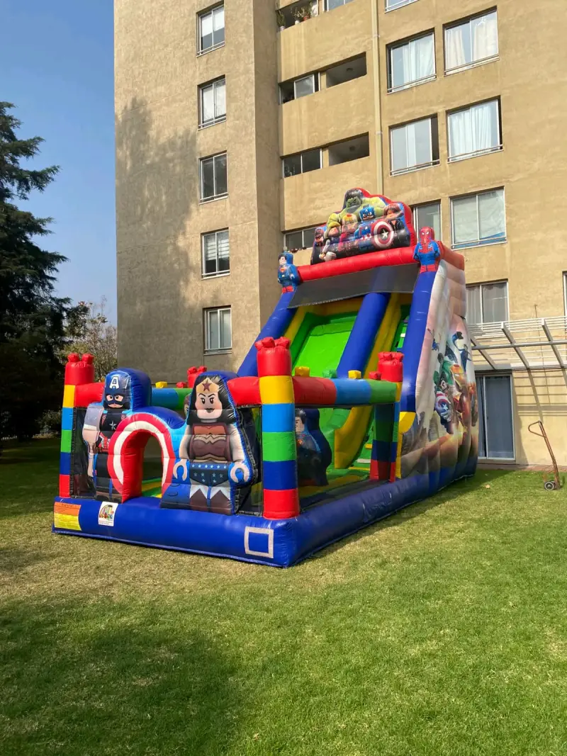 Tobogán Inflable Grande de Superhéroes - 4