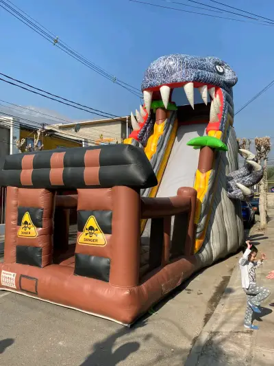 Tobogán Inflable Grande de Superhéroes - miniatura 6