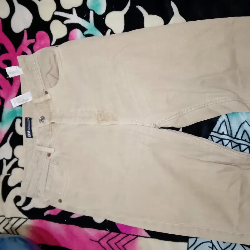 Pantalones beige para hombre de mezclilla
