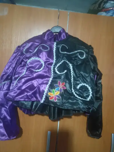 Trajes de - miniatura 4