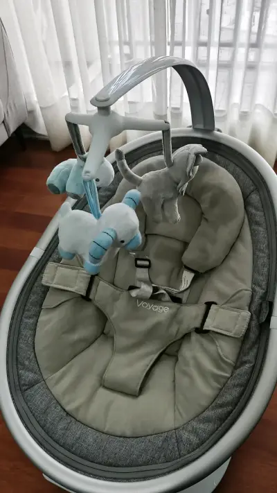 Silla mecedora para bebé Voyage Bluetooth - miniatura 3