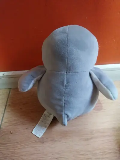 Peluche de pingüino suave y adorable - miniatura 2