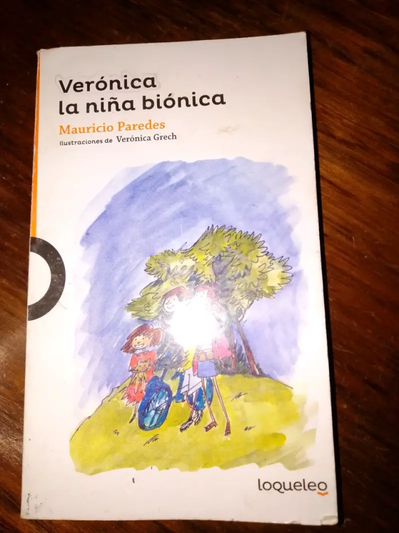 Libro 'Verónica la niña biónica' de Mauricio Paredes - 1