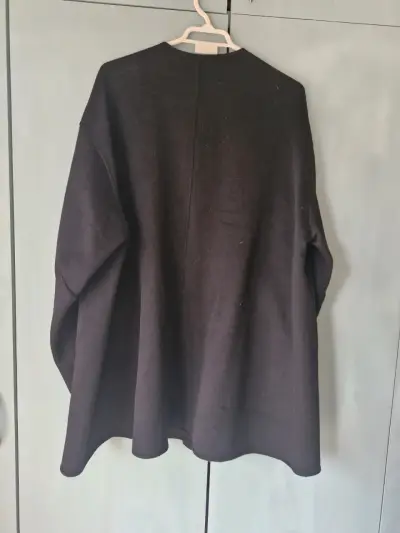 Abrigo negro de mujer Zara elegante - miniatura 6