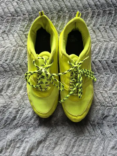 Zapatillas deportivas amarillas para hombre - miniatura 1