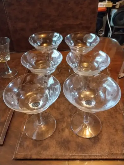 Copas de cristal yungay de champqgne o postre - miniatura 4