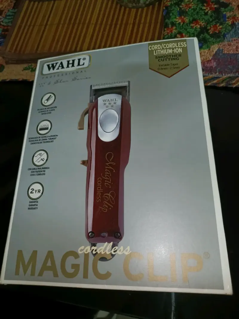 Máquina de cortar cabello inalámbrica Magic Clip Supreme - 2
