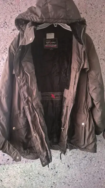 Parka con capucha para mujer - miniatura 3