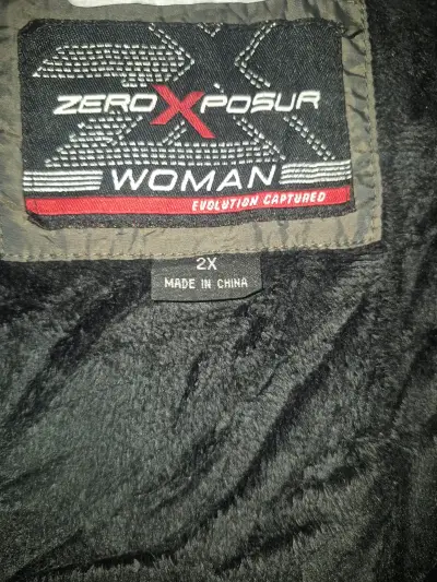Parka con capucha para mujer - miniatura 5