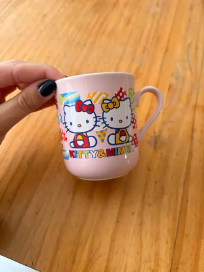 Taza Hello Kitty rosa vintage - miniatura 2