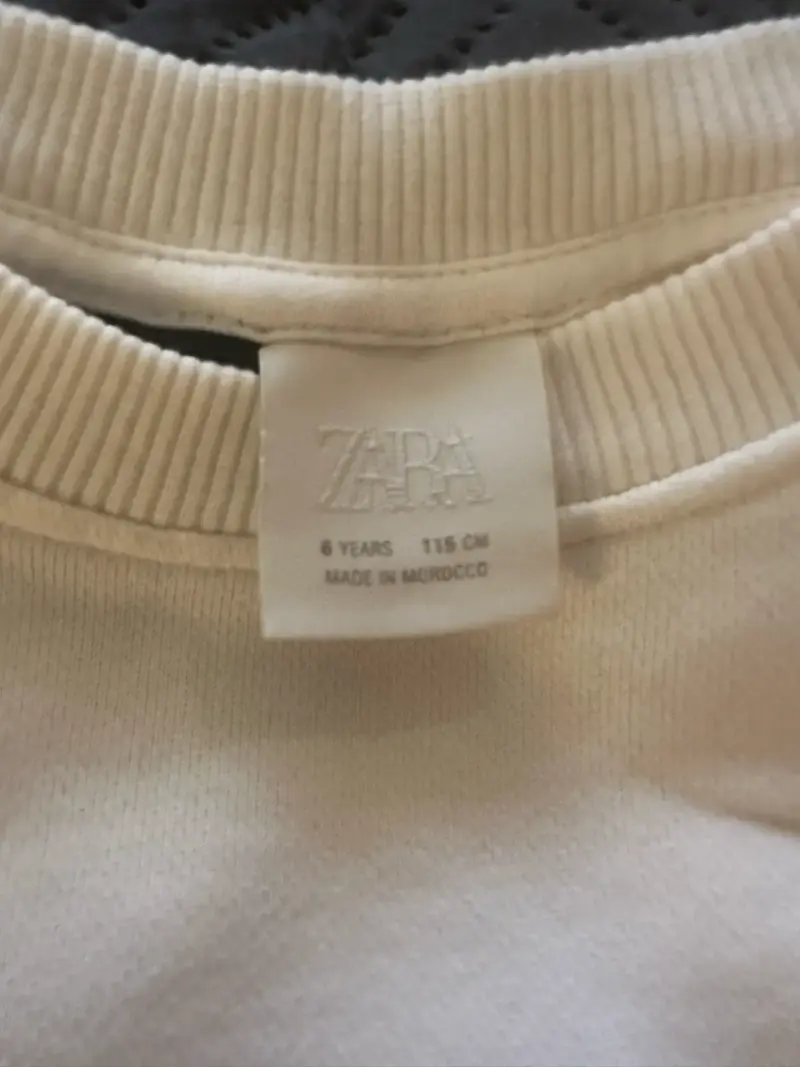 Polerón infantil Mickey Mouse Zara blanco y rojo - 2