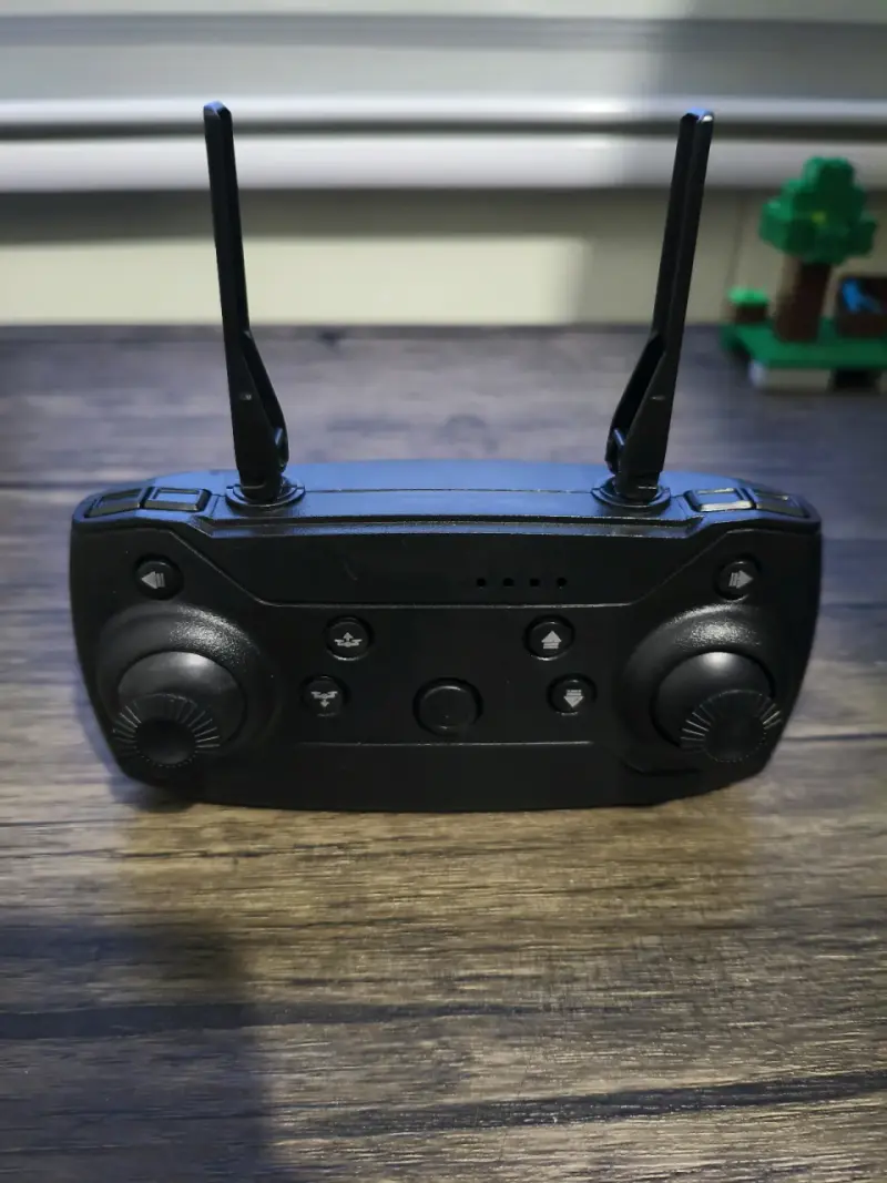 Drone plegable con control remoto - 3