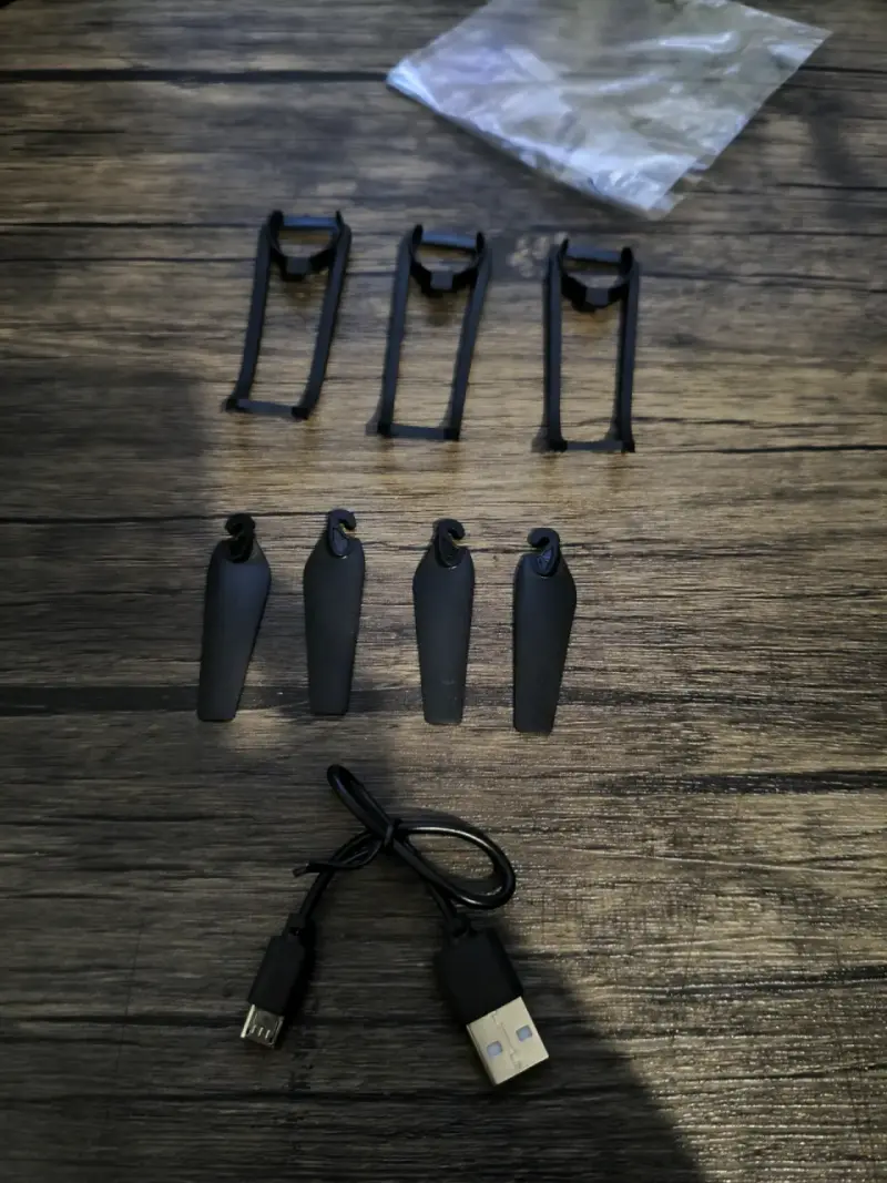 Drone plegable con control remoto - 4