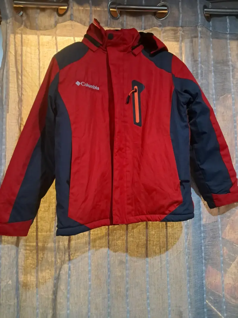 Chaqueta de invierno Columbia Titanium roja - 1